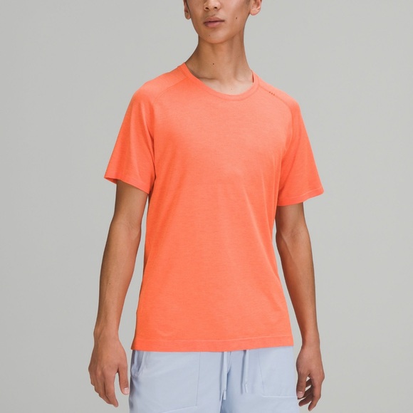 Lululemon Metal Vent Tech Short Sleeve Shirt 2.0 in Warm Coral/ Highlight Orange - Picture 2 of 13